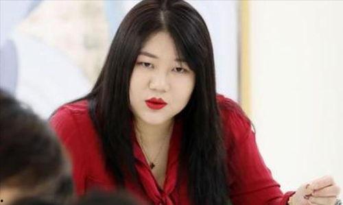 网红明星经纪人,打造明星之路的幕后推手