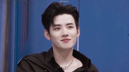 娱乐圈吃瓜任豪,娱乐圈吃瓜达人，揭秘明星幕后故事  第3张