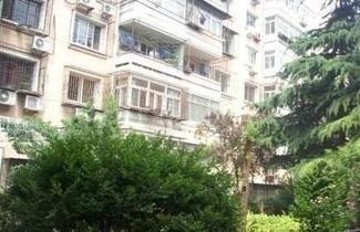 娱乐吃瓜酱上海小区,娱乐吃瓜酱带你揭秘邻里八卦  第2张