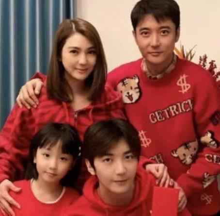 娱乐吃瓜头像男生图片  第3张